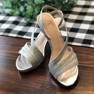 I. Miller Ladies Silver Dressy Shoes